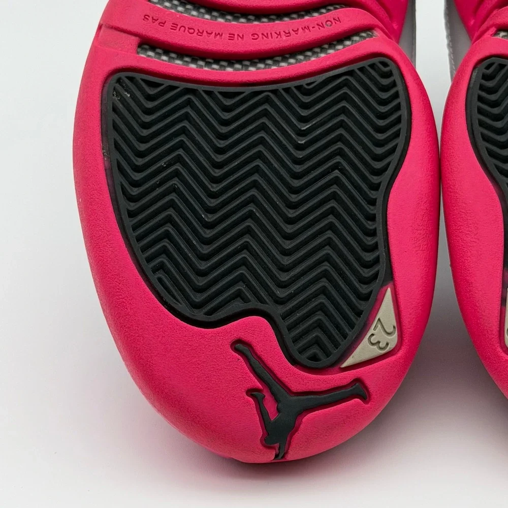 Jordan 12 Retro GS Black Deadly Hyper Pink 510815-026 4.5Y 6W